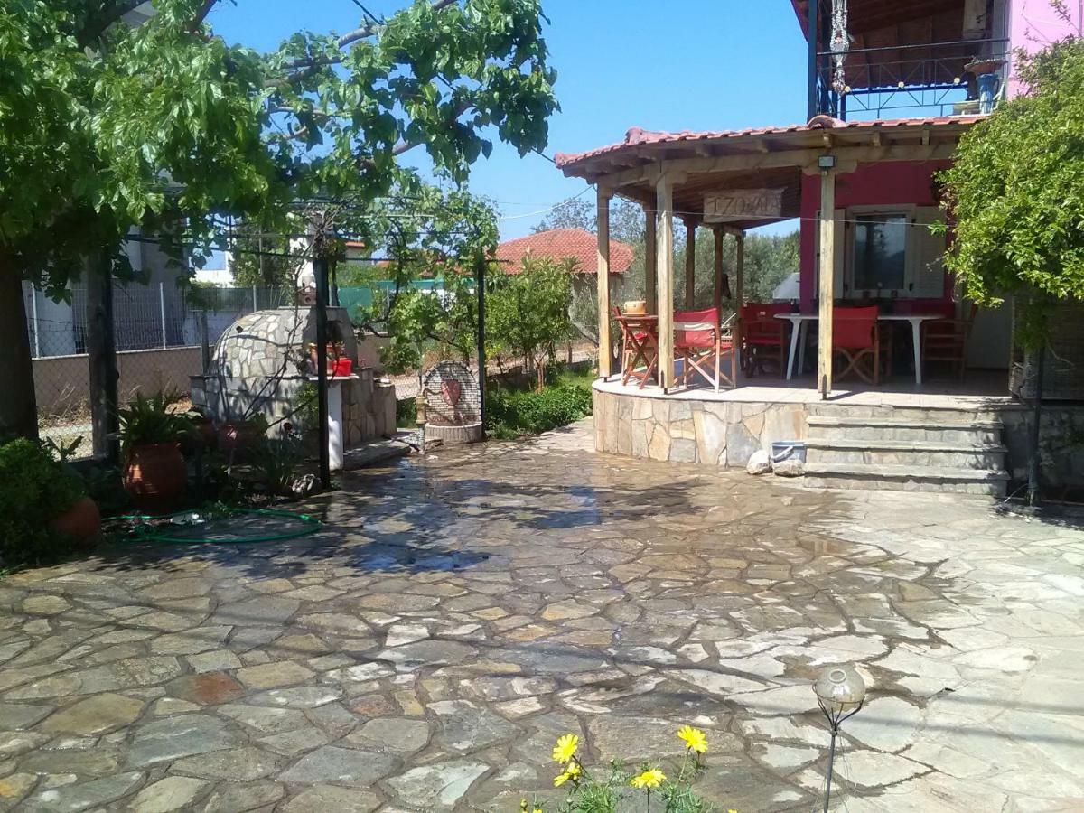 Villa Julia 네아 플라기아 외부 사진